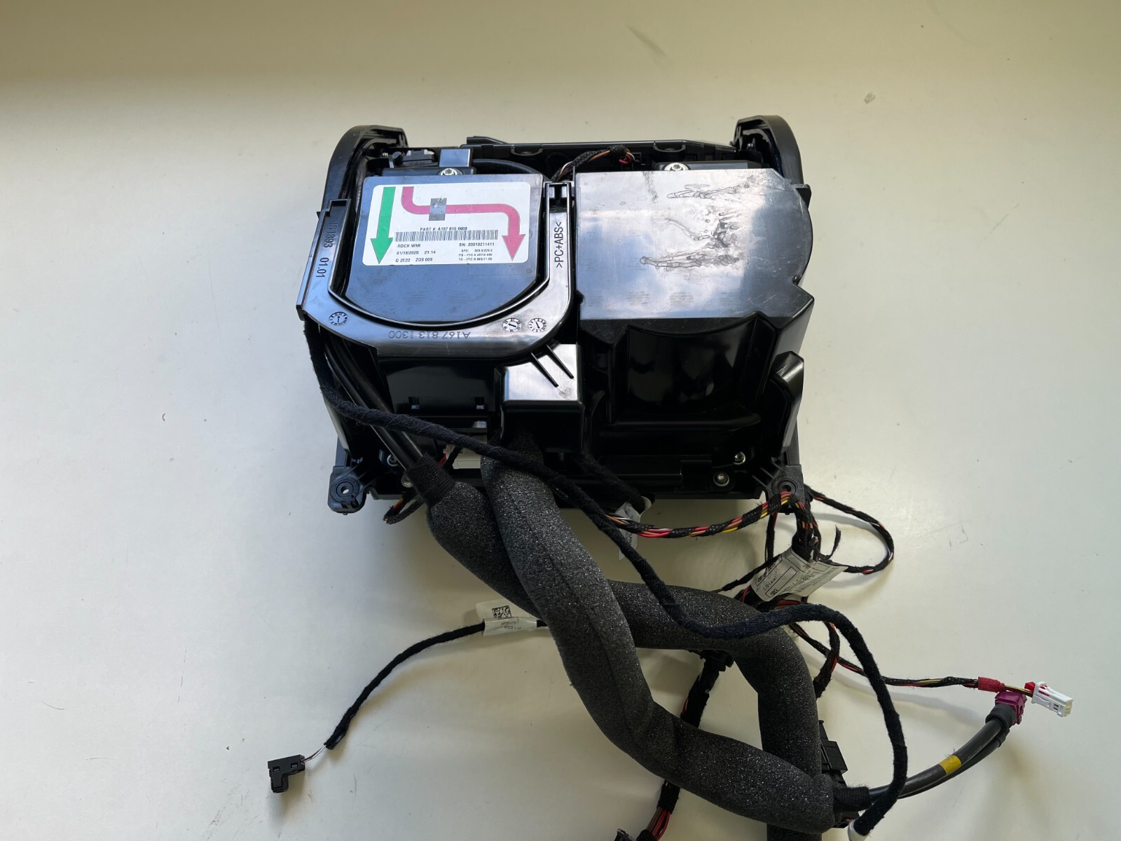 Mercedes GLE W167 Cup Holder HotCold Console Phone charge FULL SET