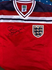 Phil Thompson signed England 1982 World Cup jersey