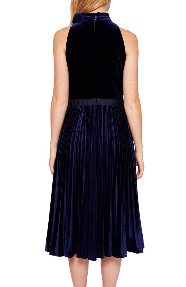 strapless open back dress Pleated Midi Dress With Removable Knit Tank | Larnahh main image 1