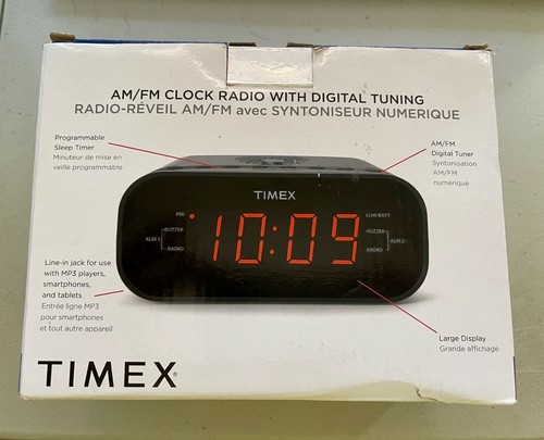 Timex AM/FM Clock Radio with Digital Tuning New In Box Play Your Music - Picture 2 of 4