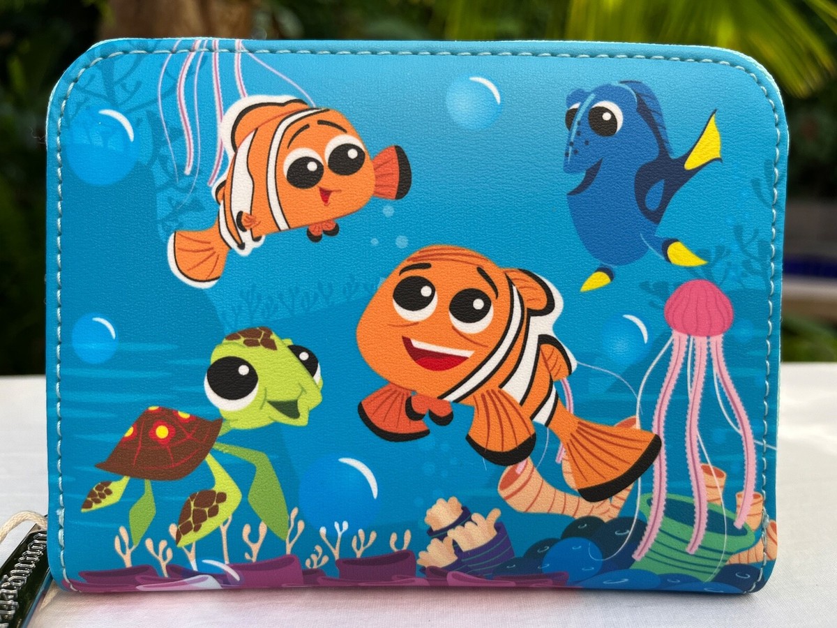 Loungefly Disney Pixar Finding Nemo 20th Anniversary GITD  display picture 3
