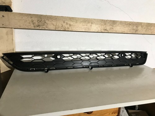 VW Tiguan 5NA Stoßstange Gitter mitte vorne PDC 5NA853677A original