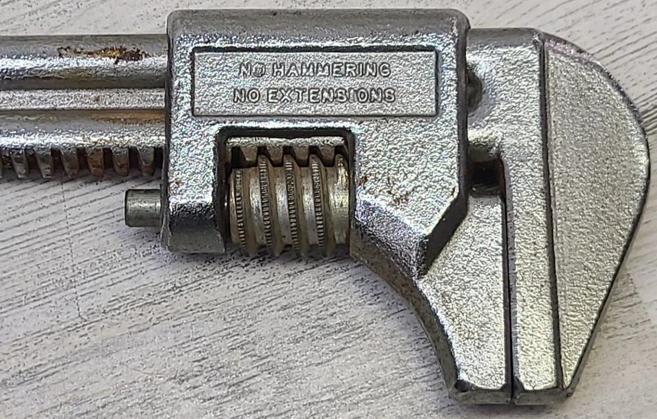 Llave de tubo mono herradura forjada diamante C 711 mandíbulas lisas ajustables 11" EE. UU. Foto 3 de 4