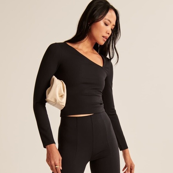 NWT Abercrombie Long-Sleeve Asymmetrical Ponte Top, XS | eBay