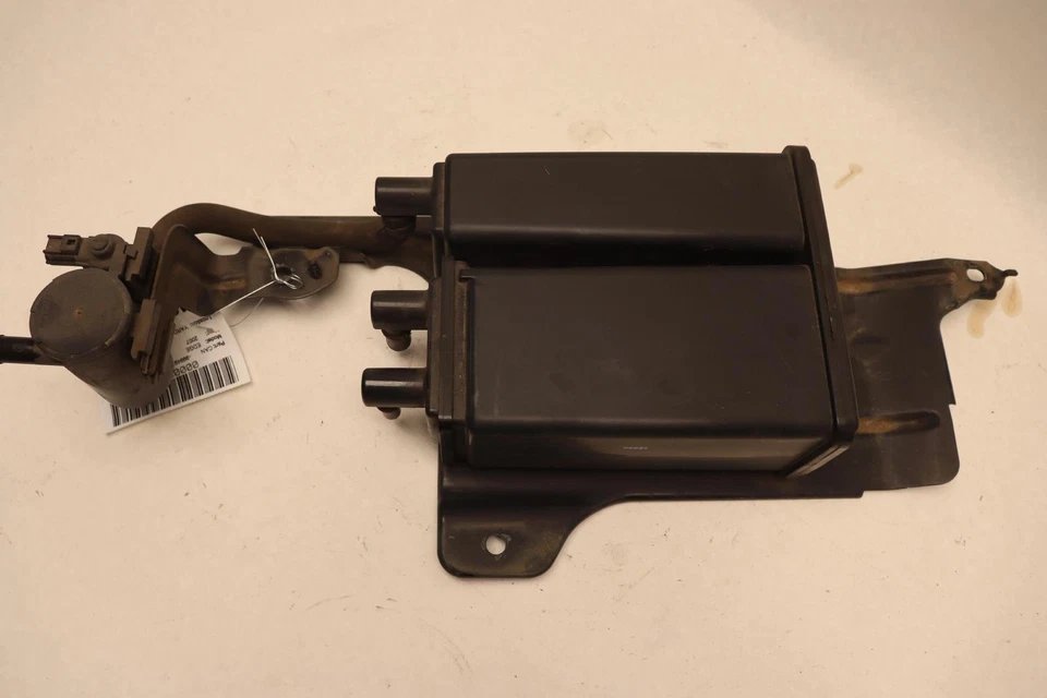 Ford Edge 2007-2014 evaporador de emisiones de combustible bote de vapor de carbón OEM Foto 2 de 4