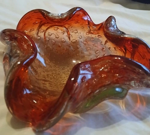 Vintage Murano Amberina Art Glass bowl