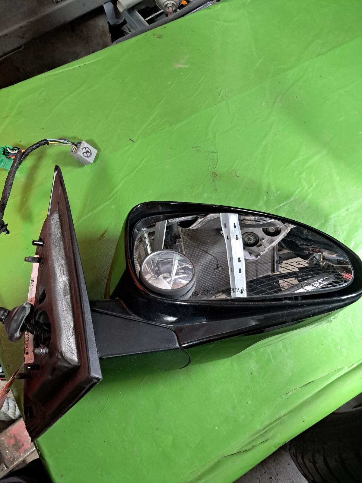 2011 Buick Enclave Passenger Right Side View Mirror Black 