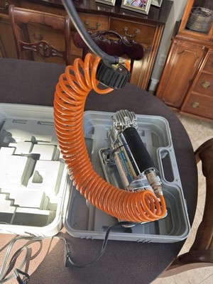 12 V Central Pneumatic High Volume Air Compressor Model 93186 Tested And Working