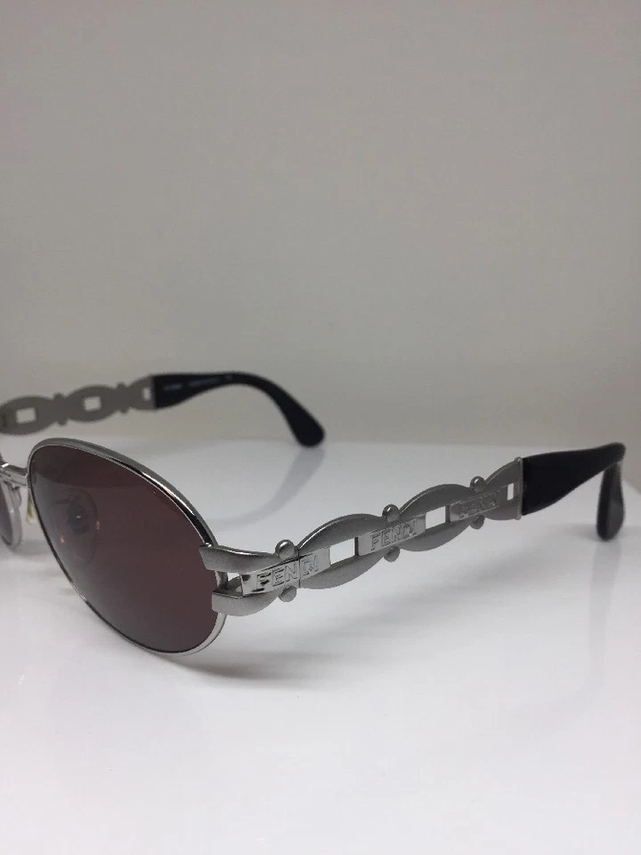 Новый винтажный Fendi SL 7058 солнцезащитные очки мод. SL 7058 C. 589 серебро сделано в Италии - Изображение 2 из 4