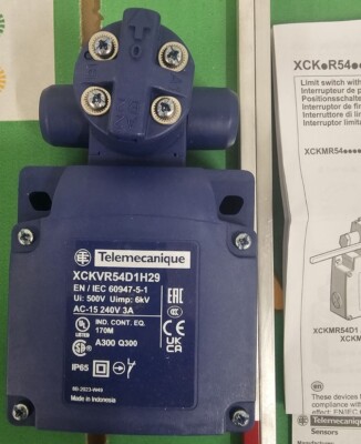 Telemecanique Endschalter XCKVR54D1H29 EN/IEC 60947-5-1 Ui: 500V Uimp: 6kV AC-