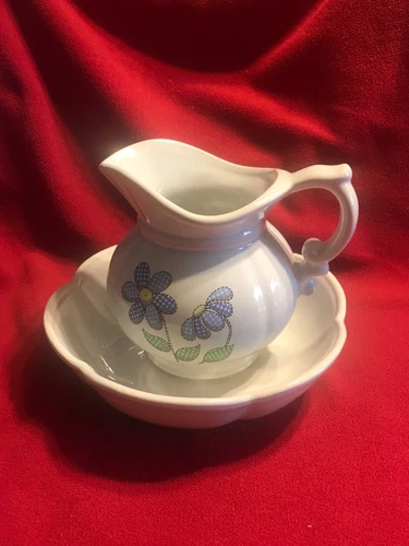 Vintage McCoy USA  Bowl & Pitcher Gingham Blue Daisy Flower White Pitcher #7528