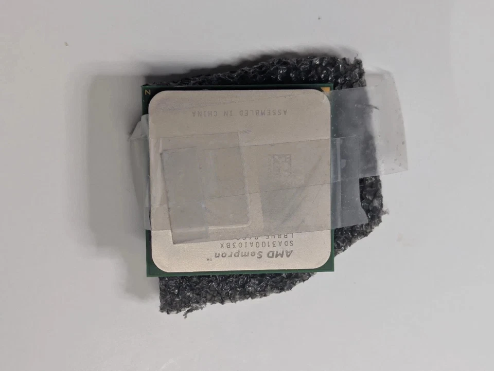 CPU de escritorio AMD Sempron 3100+ 1,8 GHz Socket AM2 SDA3100AIO3BX Foto 1 de 1