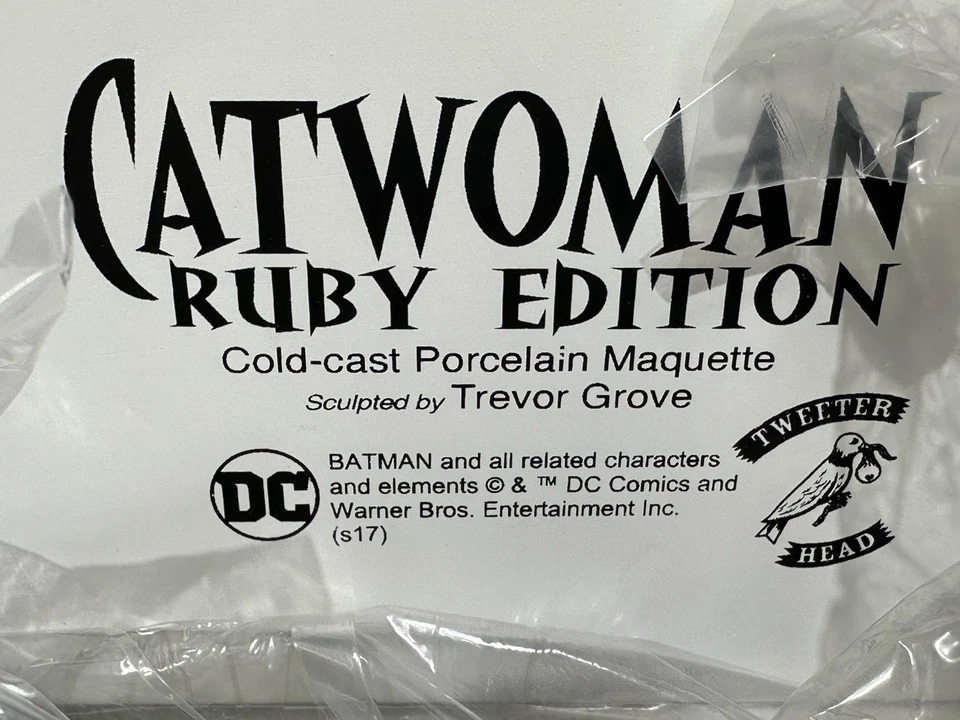 Catwoman Tweeter Head Batman Serie de TV Clásica Edición Limitada Rubí Maqueta Foto 3 de 4