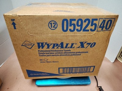 WypAll* X70 Wipers, Kimfresh Antimicrobial, 12 1/2 x 23 1/2, White, 300/Box