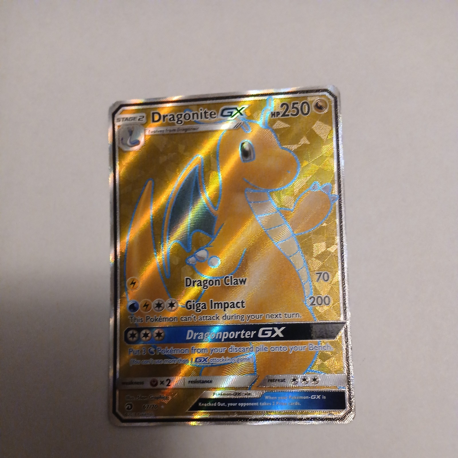 Dragonite GX (Full Art) 67/70 Dragon Majesty Holo