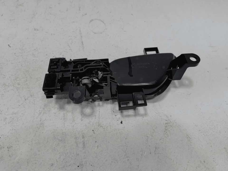 前部或后部乘客室内门拉手柄内侧 17 - 2020 年本田民用原始设备制造商 — 第 2/4 张图片