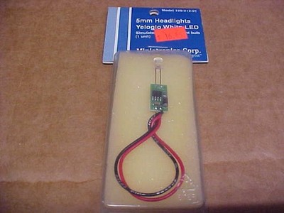 MINIATRONICS 100-312-01 = 5MM HEADLIGHT YELOGLO WHITE LED (NEW)