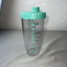 Pampered Chef Pancake Shaker Mixer Blender Bottler 3 Cups #1769 ~ Made In USA