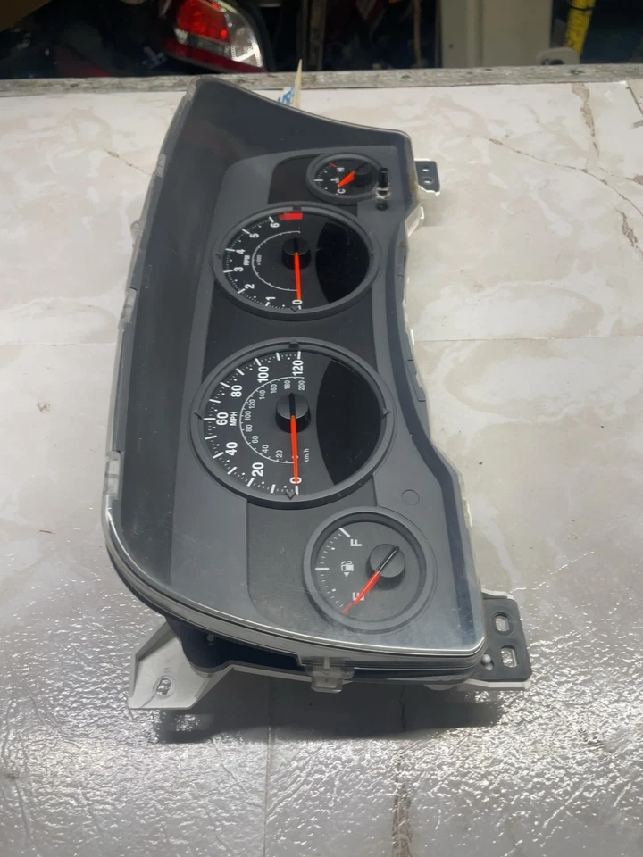 2008 JEEP PATRIOT 08 COMPASS Speedometer Instrument Cluster OEM - Image 3 of 4