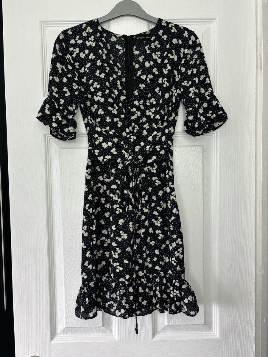 Pretty Little Thing Women's Navy Ditsy Floral Print Corset Swing