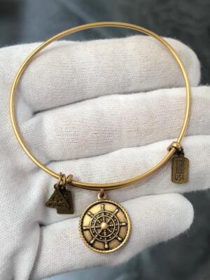 Vento E Fuoco Color Oro Nave Ruota Ciondolo Estendibile Bracciale Rigido