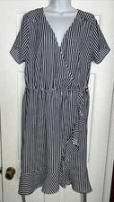 Naif Striped Shift Dress Womens 1X White Blue Short Sleeves Flared Sleeves