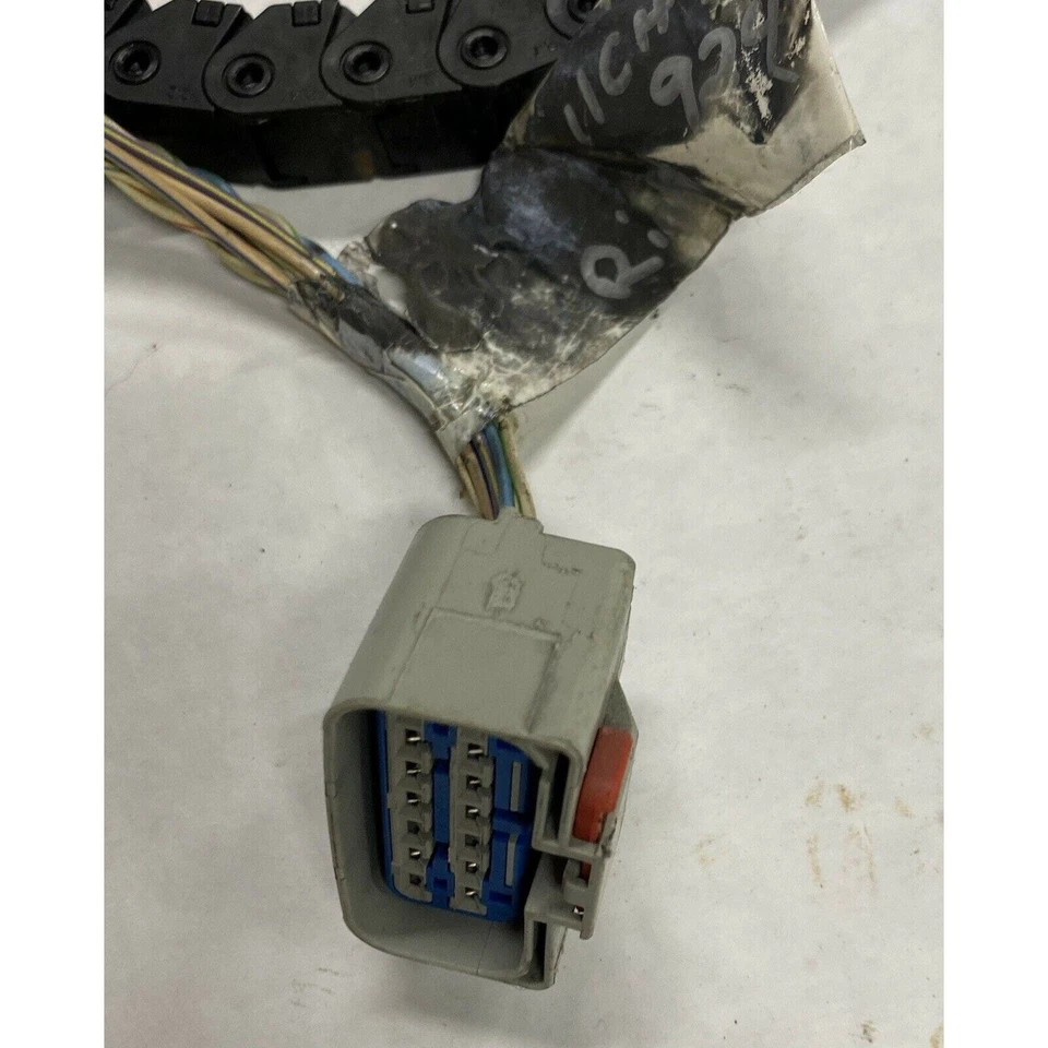 2011 Chrysler Town Country Right Sliding Door Wire Harness Track 68078886AB - Image 2 of 4