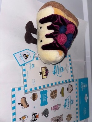 jellycat crember cheesecake set