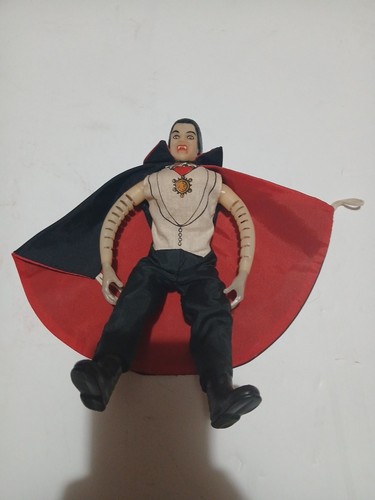 Vintage 1979 DRACULA 9" REMCO Universal Monsters Figure “Glow In The Dark”