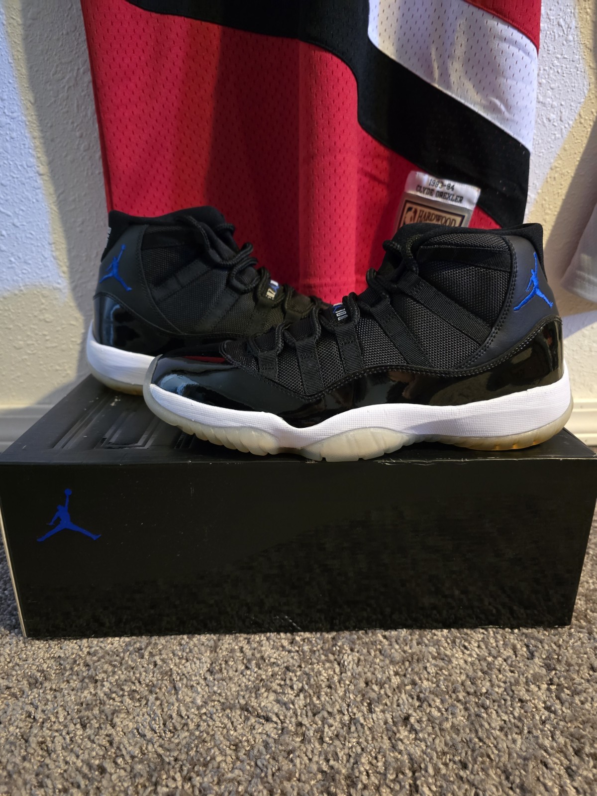 Air Jordan 11 Retro Space Jam 2009 Men's Size 9 Basketball Shoes