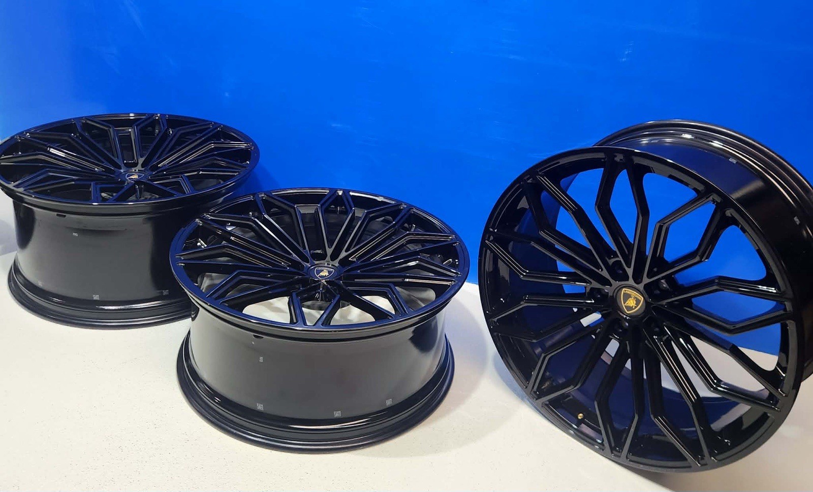 23”  Lamborghini Urus SE Factory OEM Black Wheels Rims Galanthus Performante