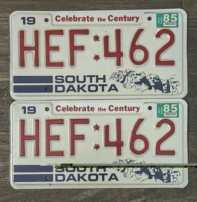 1985 Unused South Dakota pair of license plates. Great condition