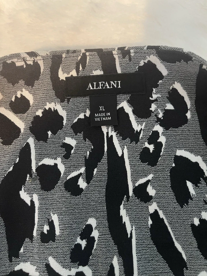 Alfani 女式 A 字灰色动物印花夹克 XL 码 — 第 4/4 张图片