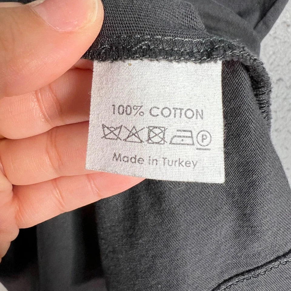 Camiseta Regata Masculina Dries Van Noten Pequena Cropped Preta Algodão Sem Mangas - Imagem 4 de 4