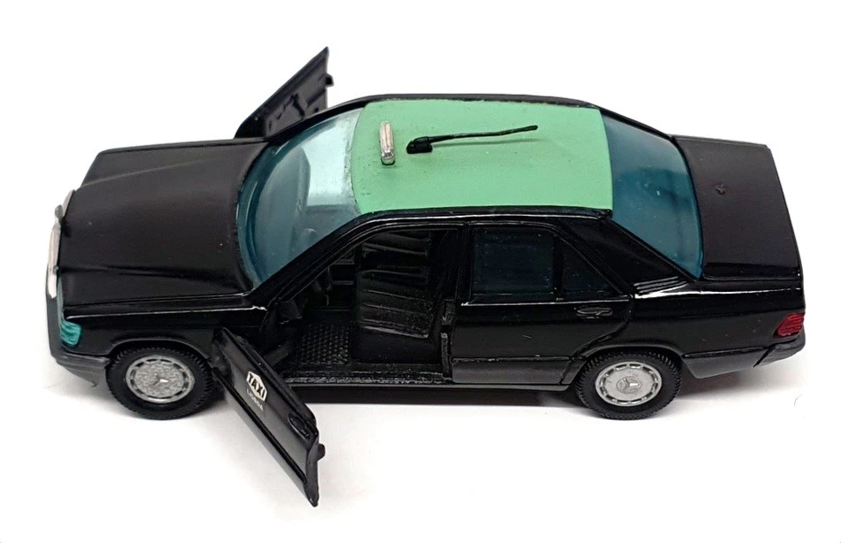 Gama Escala 1/43 1167 - Mercedes Benz 190E Lisboa Taxi - Negro/Verde Foto 4 de 4