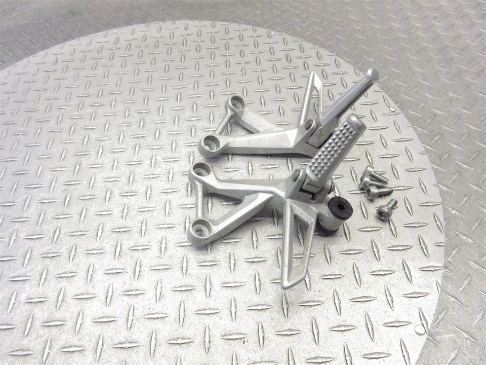 2016 13-18 Honda CBR500R pé traseiro passageiro suporte de descanso esquerdo direito - Imagem 4 de 4