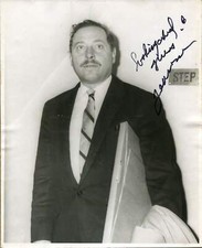 PLAYWRIGHT Tennessee Williams autograph, signed vintage photo