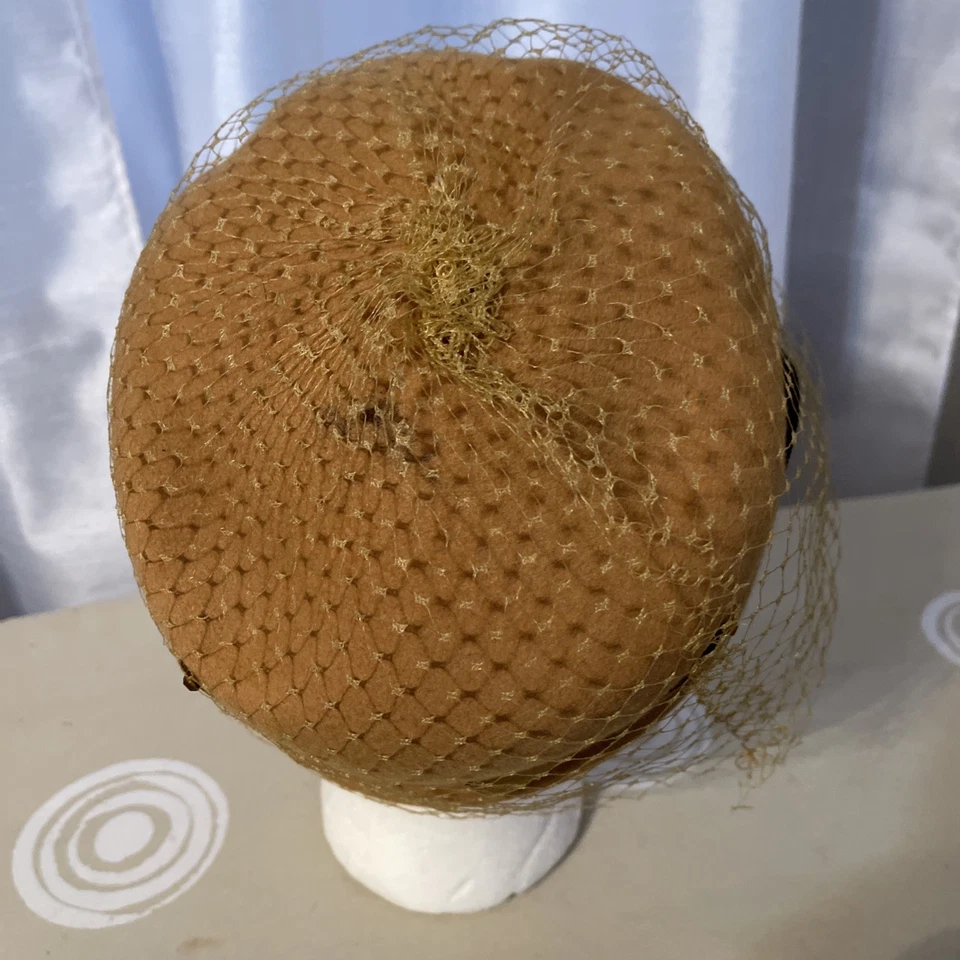 GLENOVER. VINTAGE 1950's LADIES Wool Felt Bucket Hat EUC - Image 4 of 4