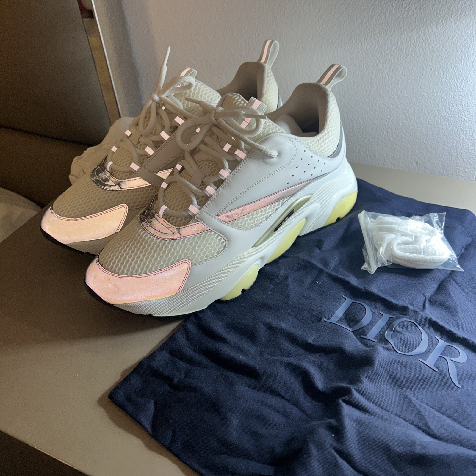DIOR B22 White silver eu 45 us 12