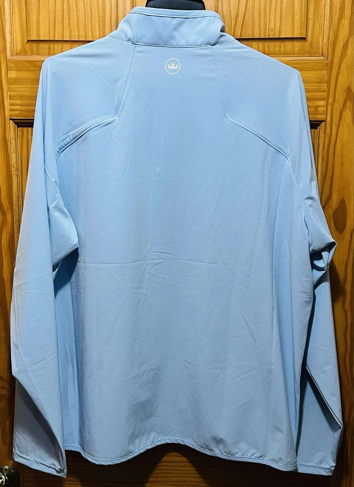 CHAQUETA DE GOLF PETER MILLAR 2025 U.S. OPEN OAKMONT AZUL EXTRA GRANDE NUEVA CON ETIQUETAS IMPERMEABLE Foto 3 de 4