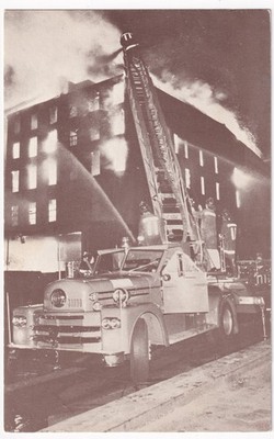 1969 Philadelphia PA Postkarte Leiter 7 rote Sterne Möbel 5 Alarm Feuer Bartosz