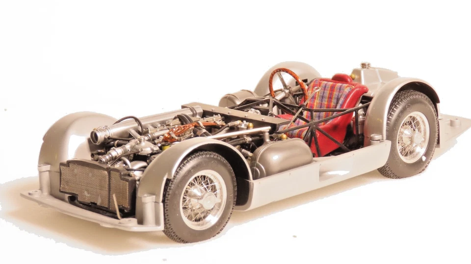 CMC 1:18 Mercedes W196R Formula 1 Race Car Chassis Display INV4762. S3-3 - Image 2 of 4