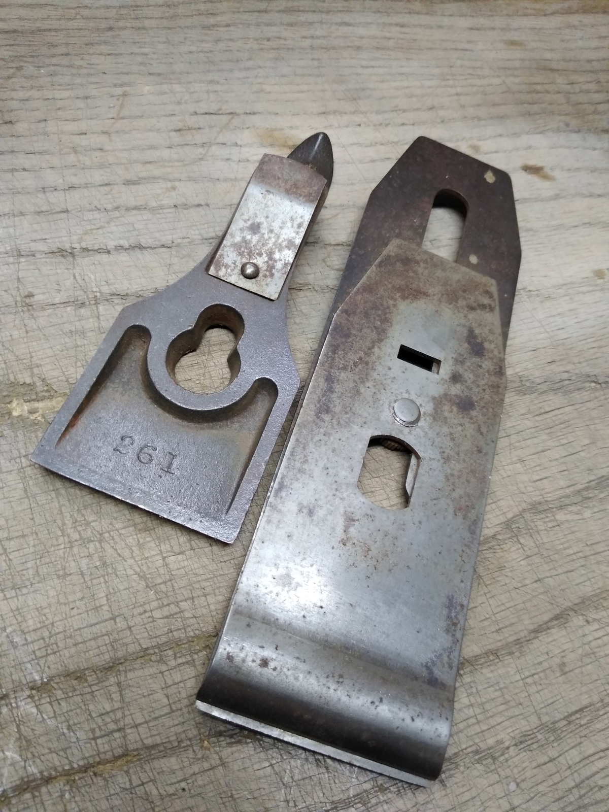 Vtg Craftsman Wood Hand Plane 13.5 Inch Smooth Bottom in Good Shape!