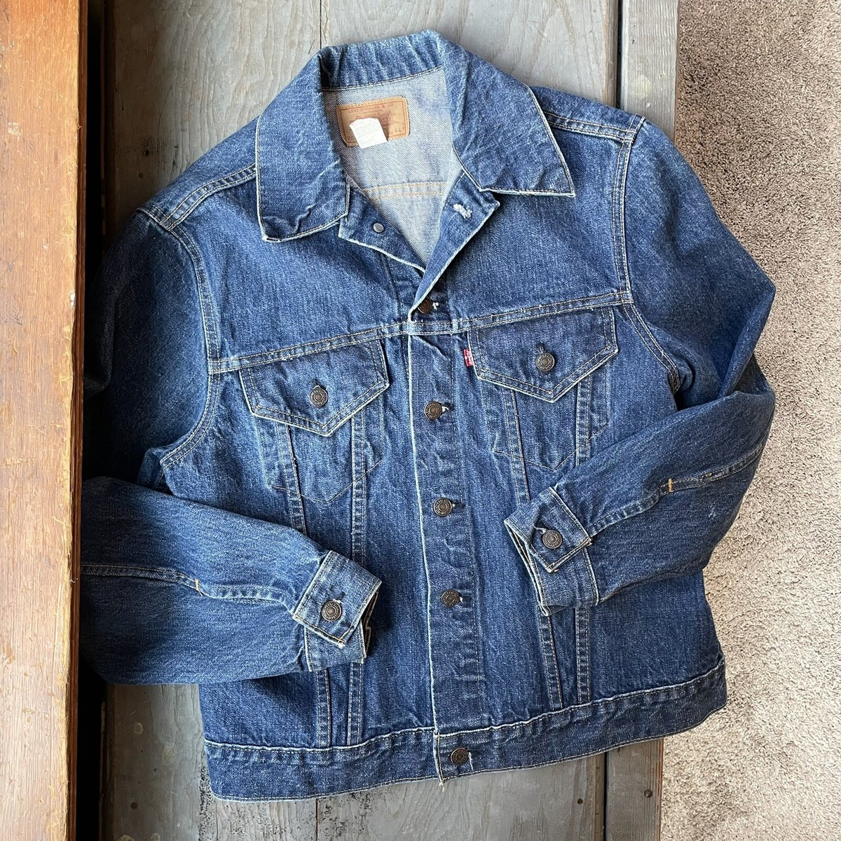 「LEVI'S® VINTAGE DENIM JACKETS TYPE1~3 Levi's Vintage Denim Jackets Design Magazine Book Collection