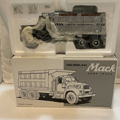 First Gear #19-0008 Collector Club 1960 Mack 1/34 Scale B-61 Dump Truck Toy NEW