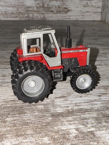 1/64 Scale Massey Ferguson 699 4wd Tractor Light Custom Duals Ertl - Picture 5 of 13