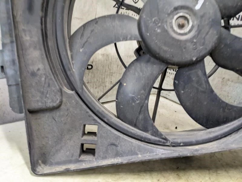 Conjunto de motor ventilador de refrigeración radiador Kia Rio 2012-2017 25380-1W612 OEM Foto 2 de 4