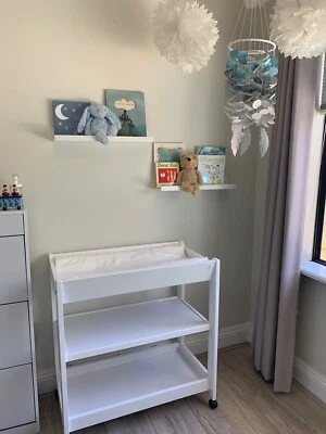 boori urbane change table