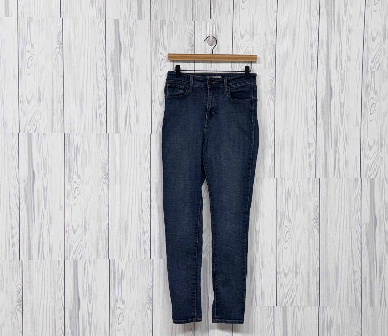 Levis 721 high rise skinny jeans womens size 26 blue medium wash stretch denim