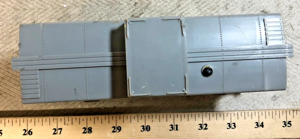 Kusan O Scale 35443 US Air Force Caboose Train Car for Parts/Repair (C) - Image 3 of 4